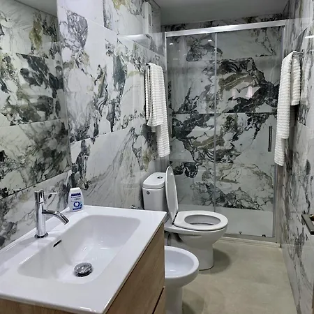 Tranquila, Agradable Cerca De Valencia En Vivienda Compartida