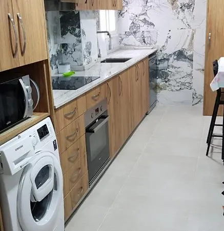Homestay szállás Tranquila, Agradable Cerca De Valencia En Vivienda Compartida *