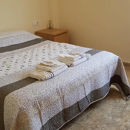 Tranquila, Agradable Cerca De Valencia En Vivienda Compartida Homestay Paterna
